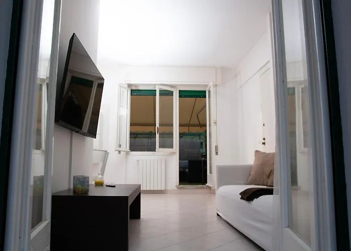 Moderno Con Terrazzo 산타마르게리타리구레